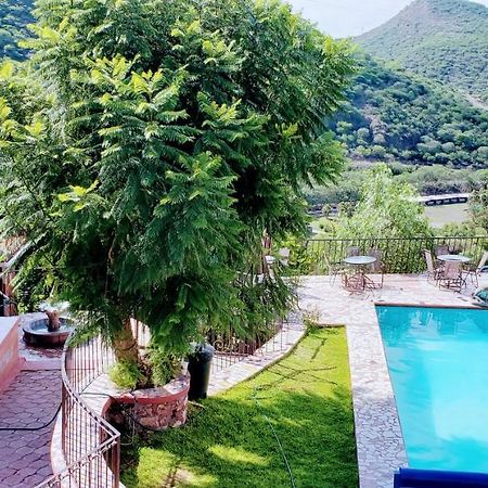 Hotel Alcatraces El Pueblito  外观 照片