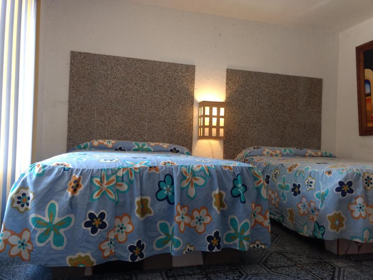 Hotel Alcatraces El Pueblito  外观 照片