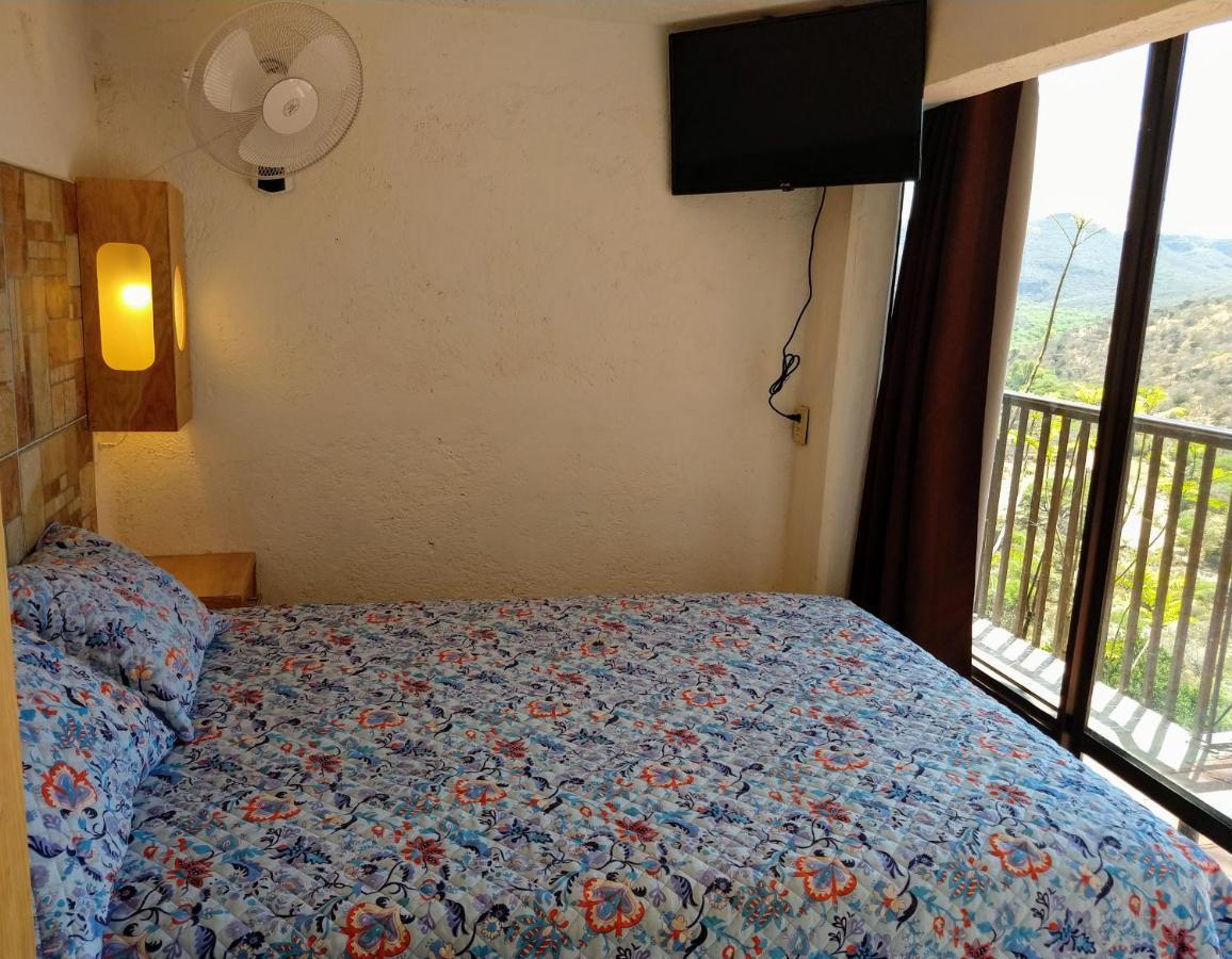 Hotel Alcatraces El Pueblito  外观 照片